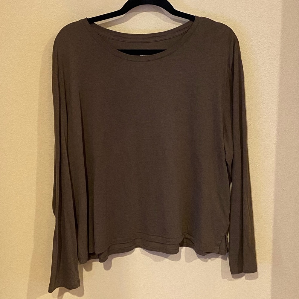 Girlfriend Collective Leila tee in fern size 4XL